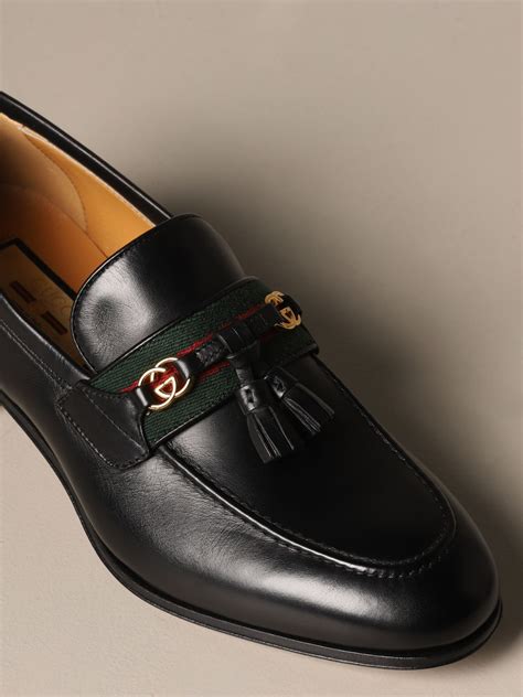 mocassini gucci indossati